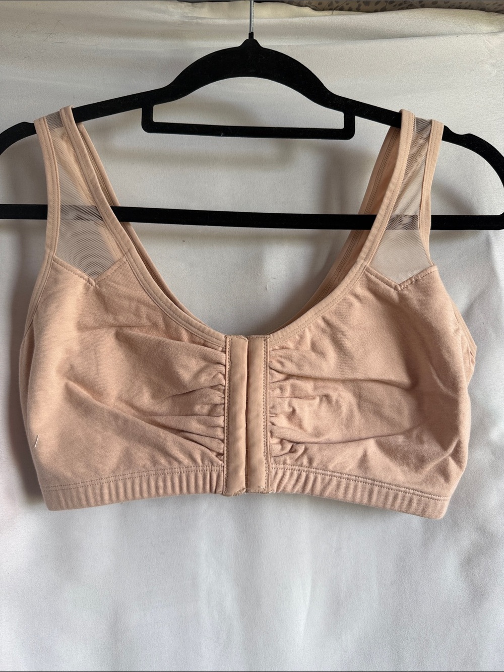 Fruit of the Loom Front-Closure Bra in Nude Pink